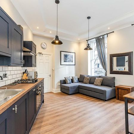Traditional 3 Bedroom Quiet Duplex Flat By High St, Trams And Buses - Just 1-5 Miles To Centre Эдинбург Экстерьер фото